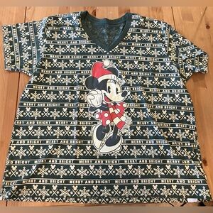 EUC Disney Minnie Mouse Christmas Tee - Merry And Bright Size XL